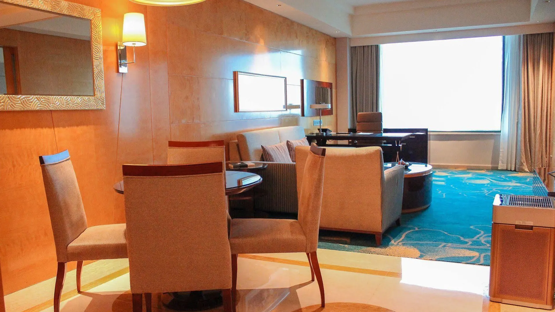 Renaissance Suzhou Hotel